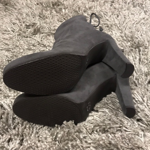 2 Hrs left stuart Weitzman glove shape boots - Picture 4 of 6
